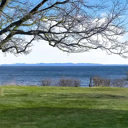 Summerhouse Nordkrogen Luxe W Water View Dronningmølle