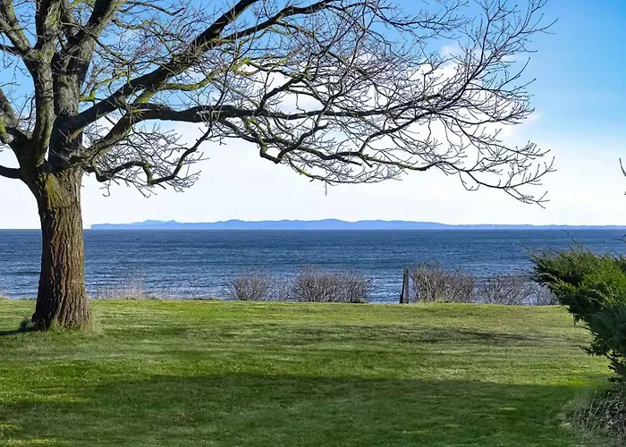 Summerhouse Nordkrogen Luxe W Water View Dronningmølle